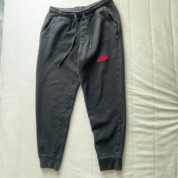 100 Thieves Jogger Sweatpants Mens Size Small Black Red Embroidered Logo - Picture 1 of 5